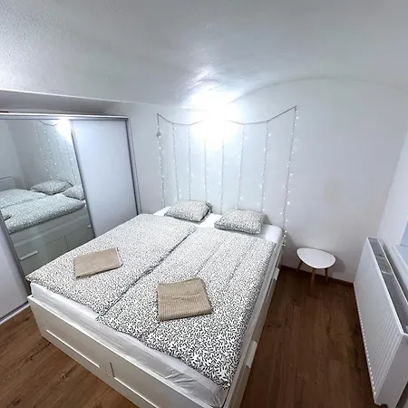 Appartement Zoubkova - 2 Near Exhibition Center *